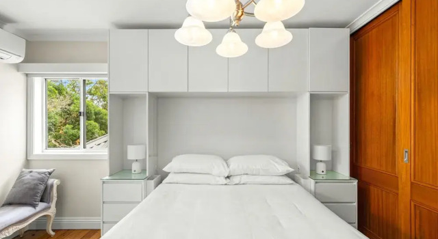 Elegant 1-bed With Study by Balmain Wharf, Забронировать Апартаменты/квартира Балмейн-Ист Сидней, рядом с Остров Какаду