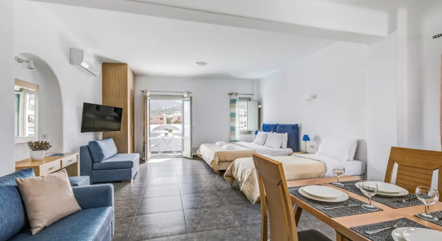 Вилла с балконом Santorini Blue Senses Villas