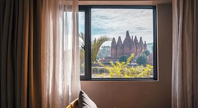 Двухместный номер Standard с видом на озеро DongFengYun Hotel Mi'Le - MGallery Collection