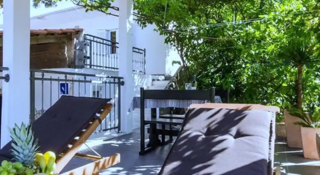 Студия Apartments Ammos