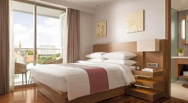 Номер Standard с балконом Hotel Emion Phnom Penh