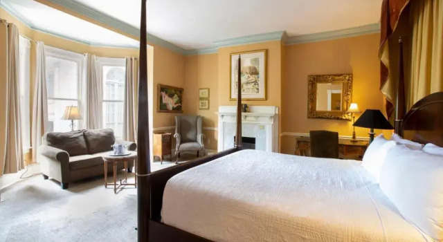 Номер Standard с балконом Foley House Inn