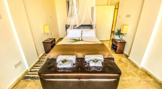 Ocean View Family Villa, Sleeps 2-10, Private Pool, Wifi, Internet Tv & Acs