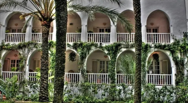 Hurricane Beach Hotel, Buchen Sie Hotel La Costa Andalusien