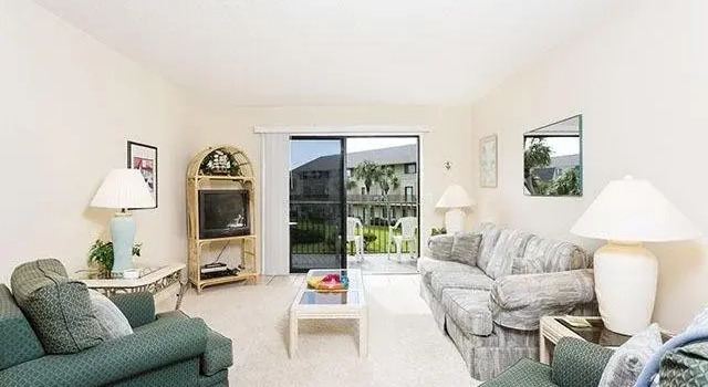 Summerhouse Beach And Racquet Club, Rezerwuj Hotel Hotele w Saint Augustine Area z parkingiem, Parking