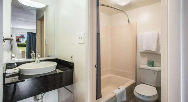 Четырёхместный номер Standard Motel 6-Somers Point, NJ - Ocean City - Wild Wood Beach