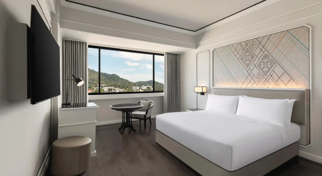 Двухместный номер Premium с видом на город Courtyard by Marriott Phuket Town