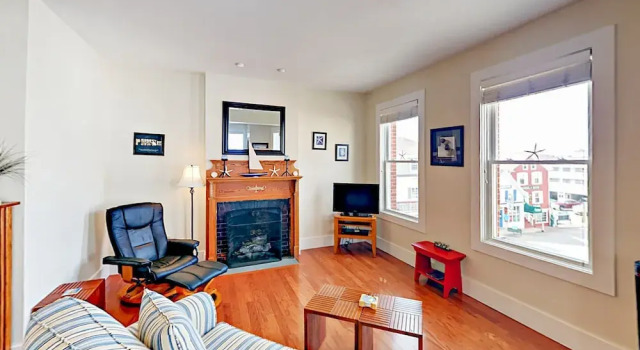 Downtown Boothbay Harbor Apartment by RedAwning, Reserva ahora Apartamento Boothbay Harbor 