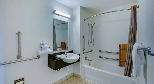 Четырёхместный номер Standard Motel 6 Columbia West South Carolina