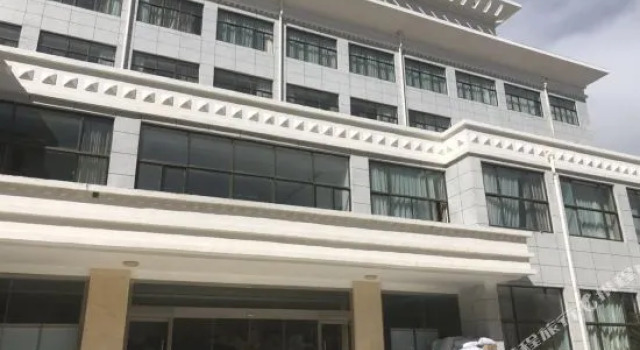 Super 8 Lhasa DuoDiLu, Prenota Hotel Lhasa Xinjiang