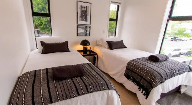 Апартаменты Art Deco 2 bed by Latimer Square