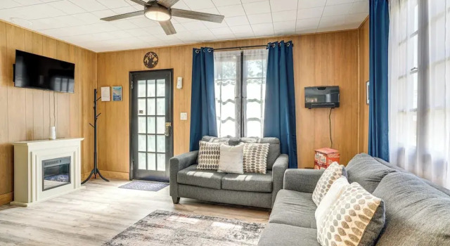 Коттедж Patio & Hot Tub: Cozy Cabin Retreat in Bailey!