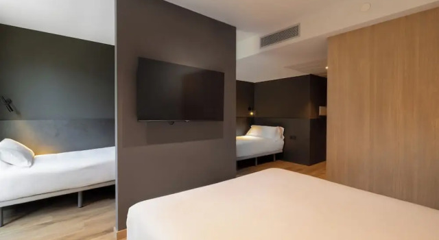 Четырёхместный семейный номер Standard Hotel SB Win 4 Sup