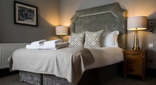 Полулюкс Kinnettles Hotel & Spa
