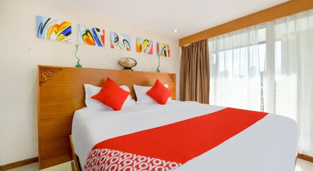 Люкс OYO 143 Dday Resotel Pattaya Hotel