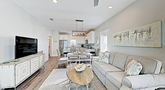 New Listing! All-suite Beach New-build W/ Pool 2 Bedroom Home, Varaa Lomakoti Huvilat kohteessa Alabama, Villa
