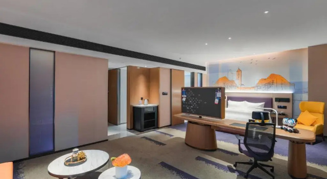 Люкс Deluxe Hampton by Hilton Shenzhen Yuanshan
