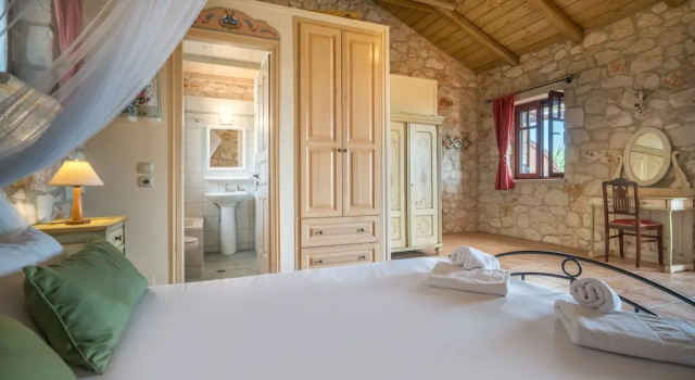 Номер Deluxe Дуплекс с частичным видом на море Myrties stone houses - Ta Petrina