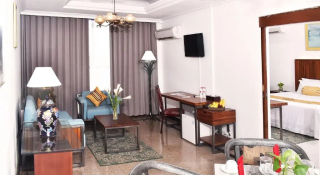 Suite New Metro Hotel