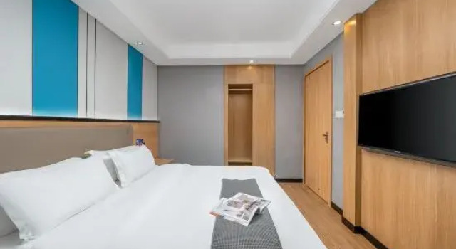 Люкс Baisi Yazhi Hotel (North An Huahui Branch, Baiyun Avenue, Guangzhou)