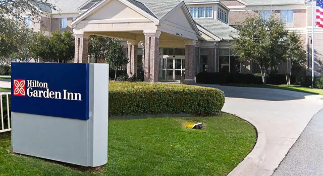 Люкс Hilton Garden Inn Addison