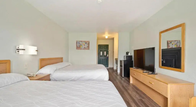 Четырёхместный номер Standard The Garibaldi House Inn & Suites