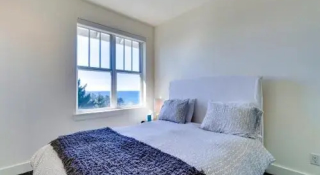 Alder Beach House, Đặt Khách sạn Oceanside Oregon Coast