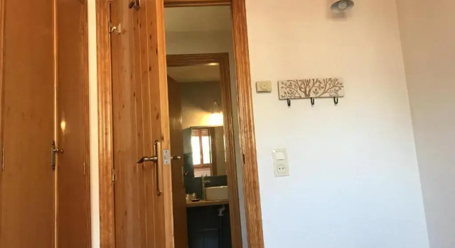 2 bedrooms appartement with shared pool at Benasque, Book Apartment Hotels in Aragon with Parking, Parking