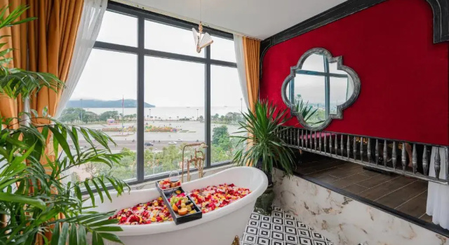 Люкс Deluxe Athena Hotel Quy Nhơn