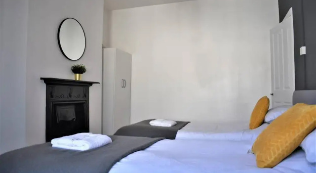 Cosy, Modern House Nearby Seafront - Southend