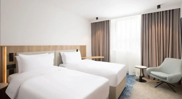 Двухместный номер Standard с видом на город Courtyard by Marriott Cluj - Napoca Downtown