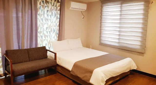 Люкс Hotel Tong Yeondong Jeju
