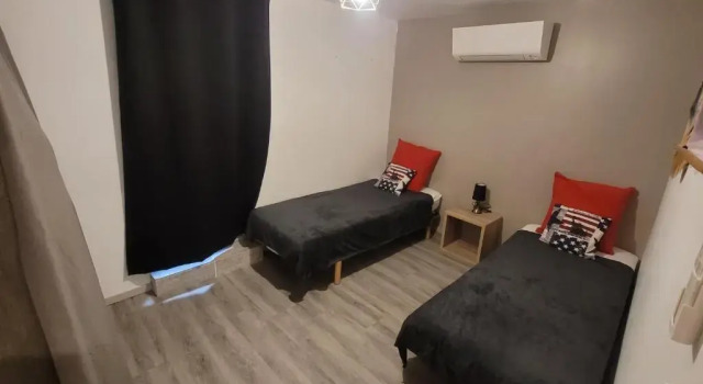 Gite du Ruisseau, Rezerwuj Hotel Nissan-lez-Enserune Hérault