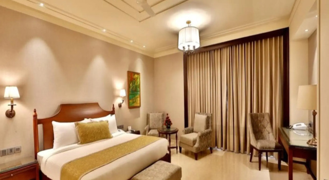 Номер Premium Hotel Maharaja Regency