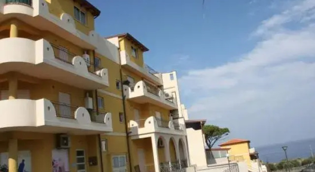 Residence Gioiosa Marea, Book Hotel Hotels in Sicily with Parking, Parking