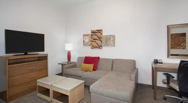 Люкс Staybridge Suites Rapid City - Rushmore by IHG