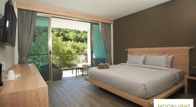 Номер Deluxe с видом на бассейн Moonlight Bay Resort