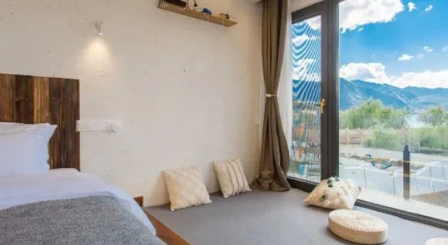 Люкс с 2 комнатами с видом на озеро Gulu‘s house Lake View Smart Holiday Hostel