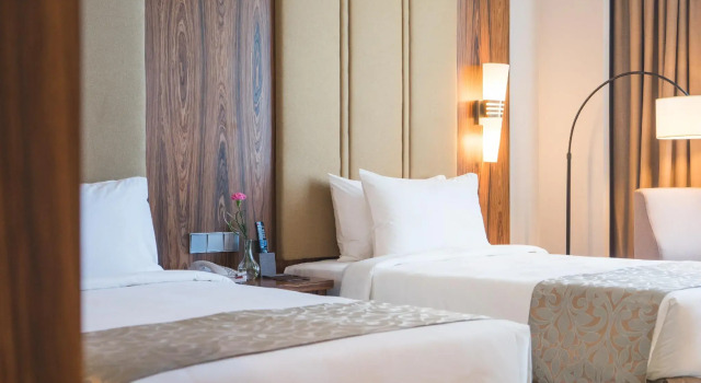 Göl manzaralı Standart çift kişilik oda Zenith Hotel Putrajaya