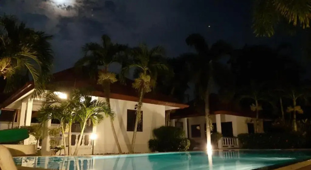 Бунгало D&K Smiley Phuket Resort