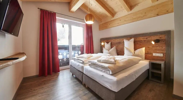 Апартаменты с 3 комнатами с балконом Appartements Liebe Heimat