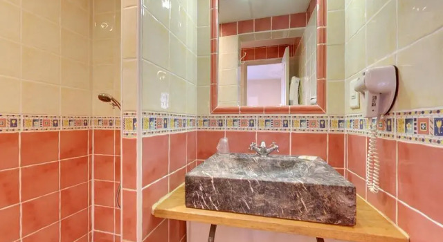 Трёхместный номер Standard Hotel du Mas