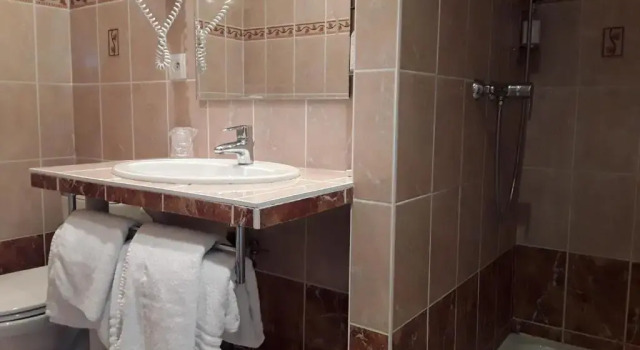 Двухместный номер Standard с видом на озеро Hôtel Evian Express - Terminus