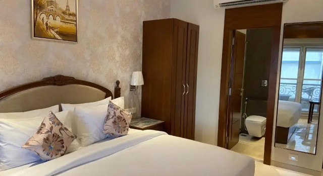 Номер Standard с балконом Grand Victoria The Fern Resort & Spa, Panchgani