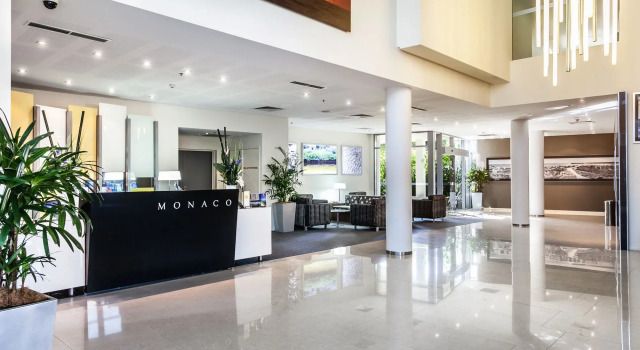 Monaco Caloundra, Buchen Sie Hotel Hotels in Caloundra mit Pool, Schwimmbad