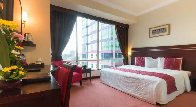 Номер Superior Twin Plaza Hotel