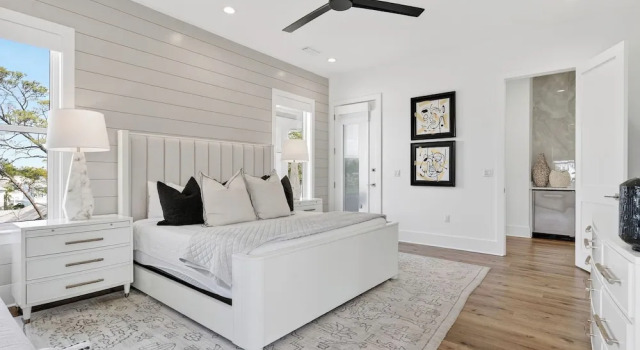 3 Blocks to Beach Sleeps 19 Pool, Spa & Golf Cart in Gulf Place