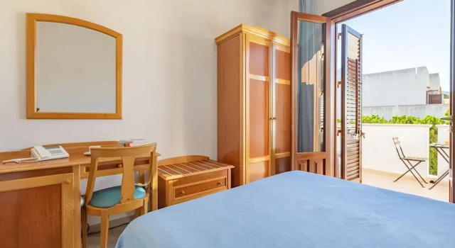 Двухместный номер Economy с балконом Hotel Sabbia dOro