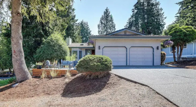 Sudden Valley Home ~ 1 Block to Lake Whatcom!, Buchen Sie Ferienhaus Sudden Valley USA