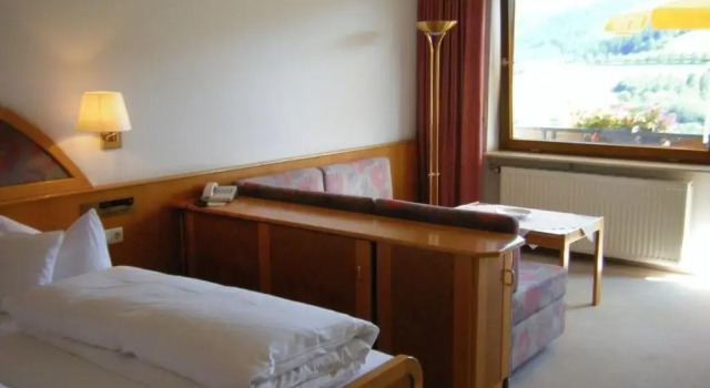 Трёхместный семейный полулюкс Hotel Schauinsland